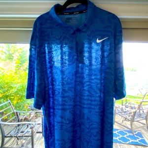 XXL Nike Dri-Fit Golf Shirt